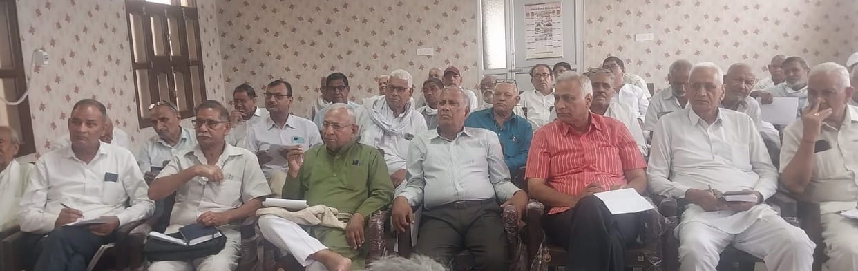 Retired employees will stage a sit-in protest on September 29 against anti-pension policies.