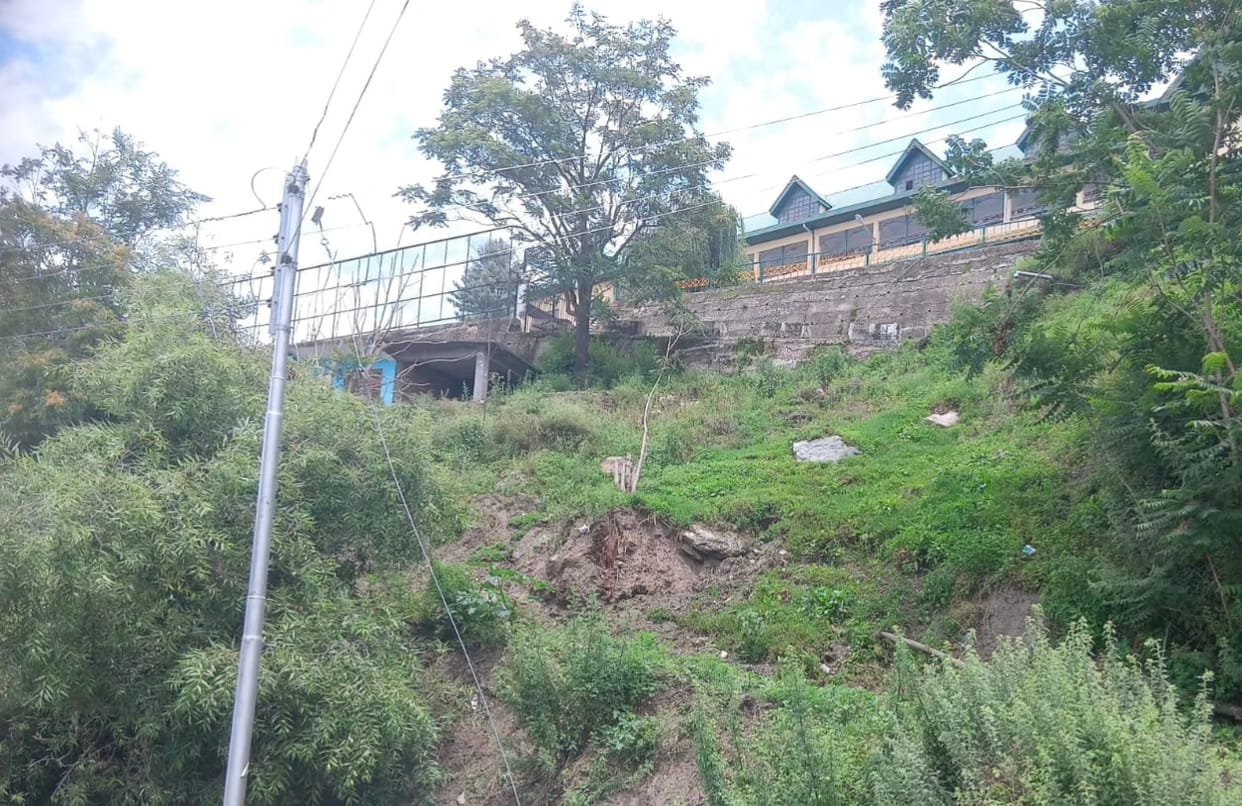 Dansa School at risk from landslides