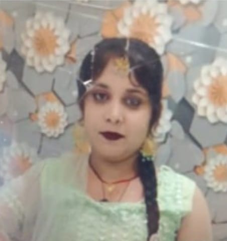 Woman's body found hanging after phone conversation with husband