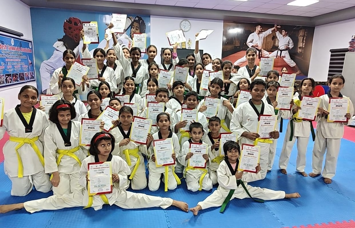 54 taekwondo players were honored yesterday by giving them color belts and certificates