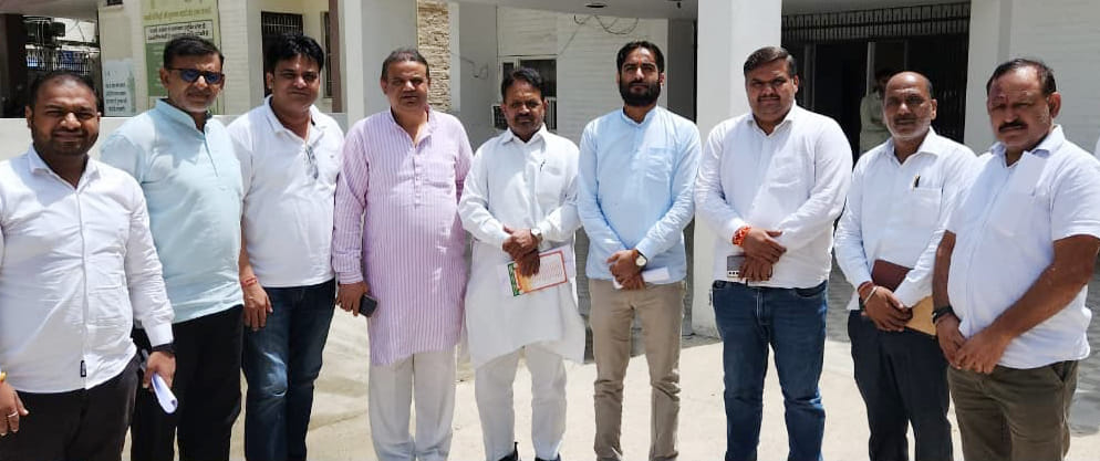 Encouraged people to arrive at the Jind rally ahead of schedule.