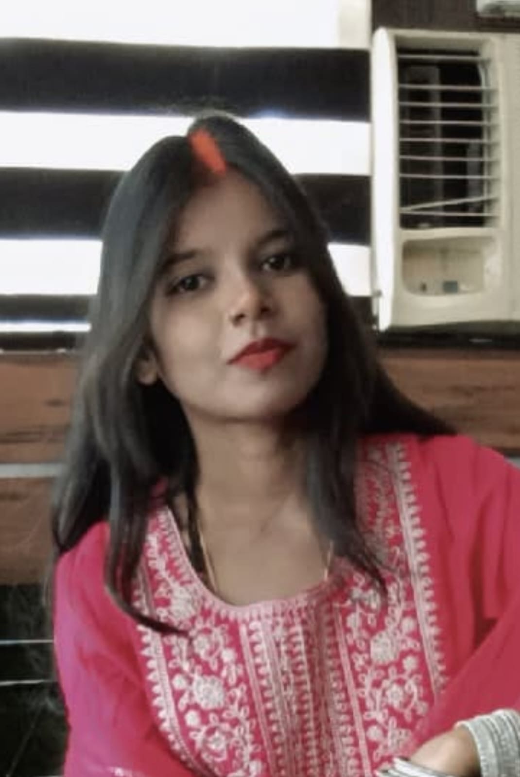 हिमांशी कश्यप।