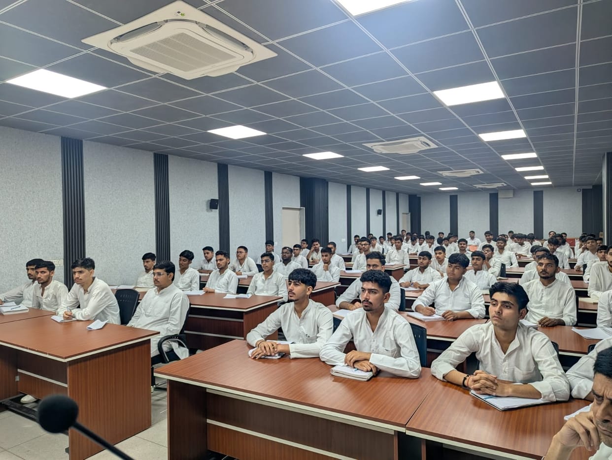 Gurukul teaches students how to become commercial pilots