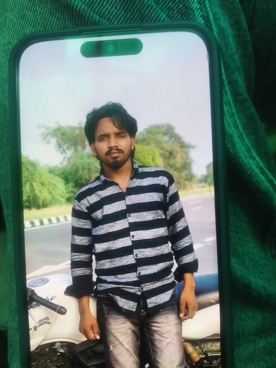 Three friends riding a scooter were hit by a car, one died