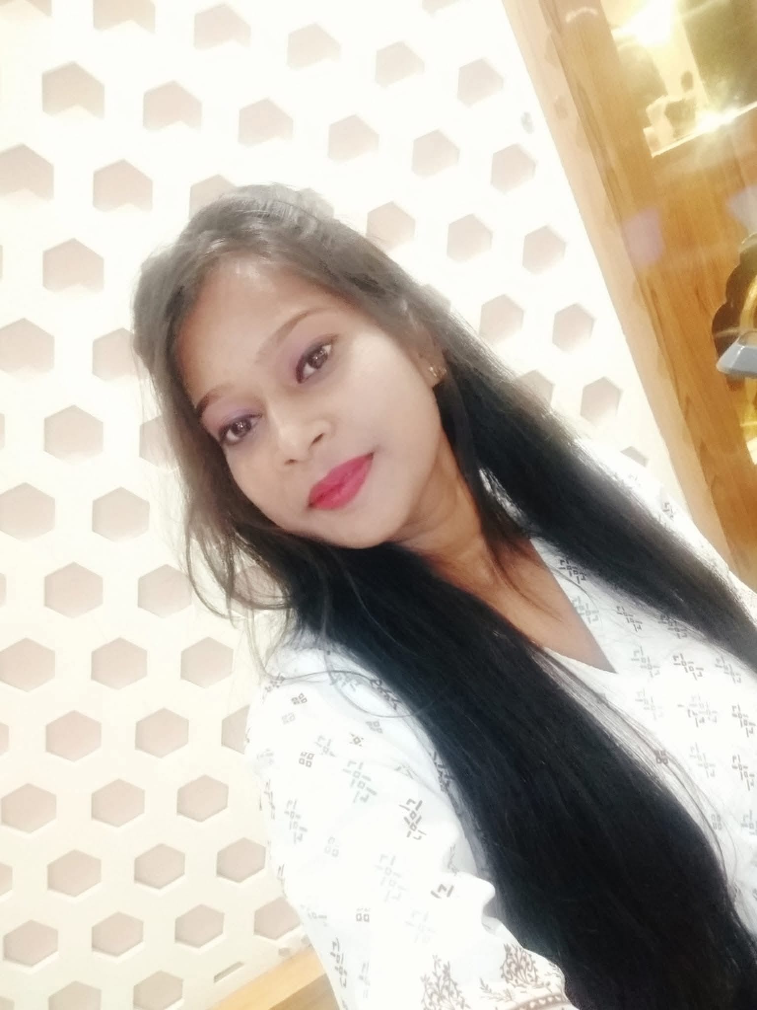 मृतक शैफाली की फाइल फोटो