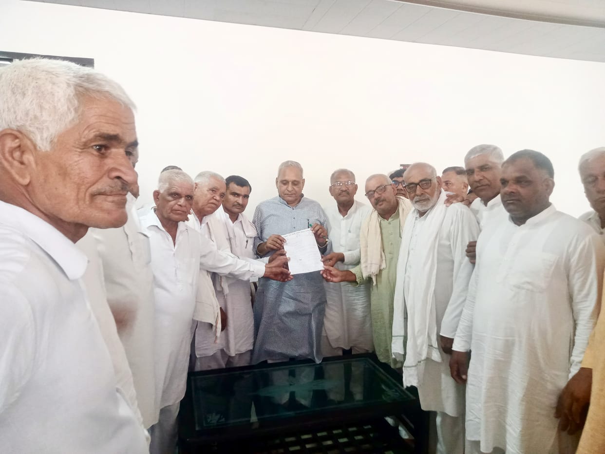 Committee meets Gangwa; demands additional water from the Yamuna system.