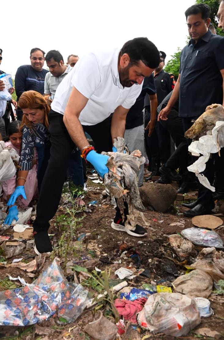 The Chief Minister launched a state-wide cleanliness drive from Panchkula.