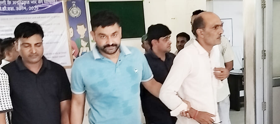 Trainee caught red-handed by ACB while accepting a bribe of team also nabbed a UDC and an HKRNL employee