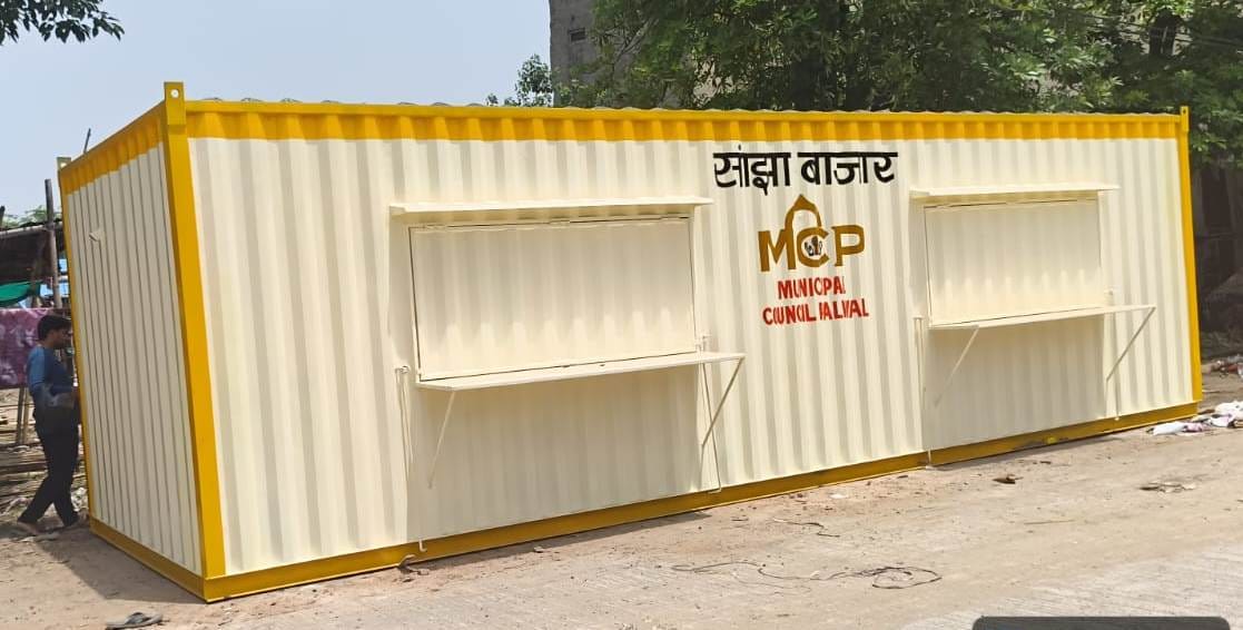 Construction of the modern shared market porta-cabin completed.