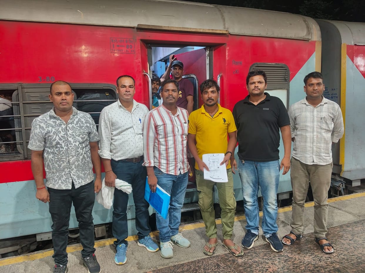 VIP quota ticket racket busted; fake passenger arrested.