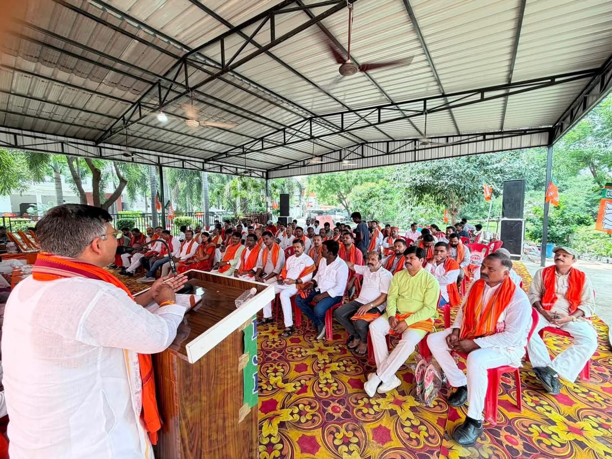 Workers empowered technically through digital learning training.
