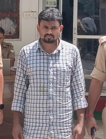 Outsourced municipal employee arrested in fake birth certificate case