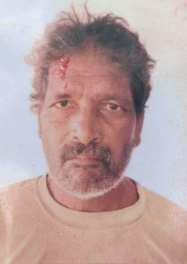 Elderly man's body found hanging