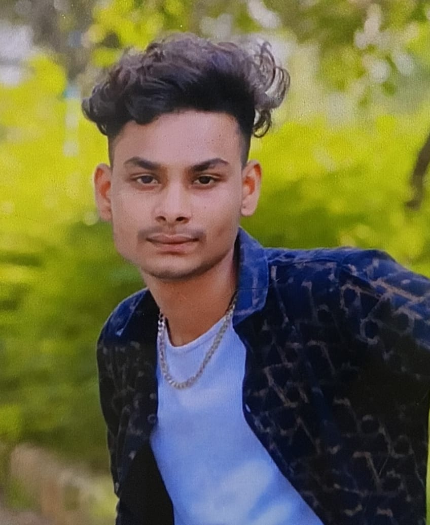 BA student dies in head-on collision between two motorcycles.