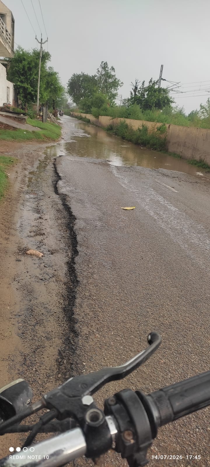 Conditions of the Dhani Phogat approach road will improve; 2.66 crore Rupees will be spent on the road's reconstruction