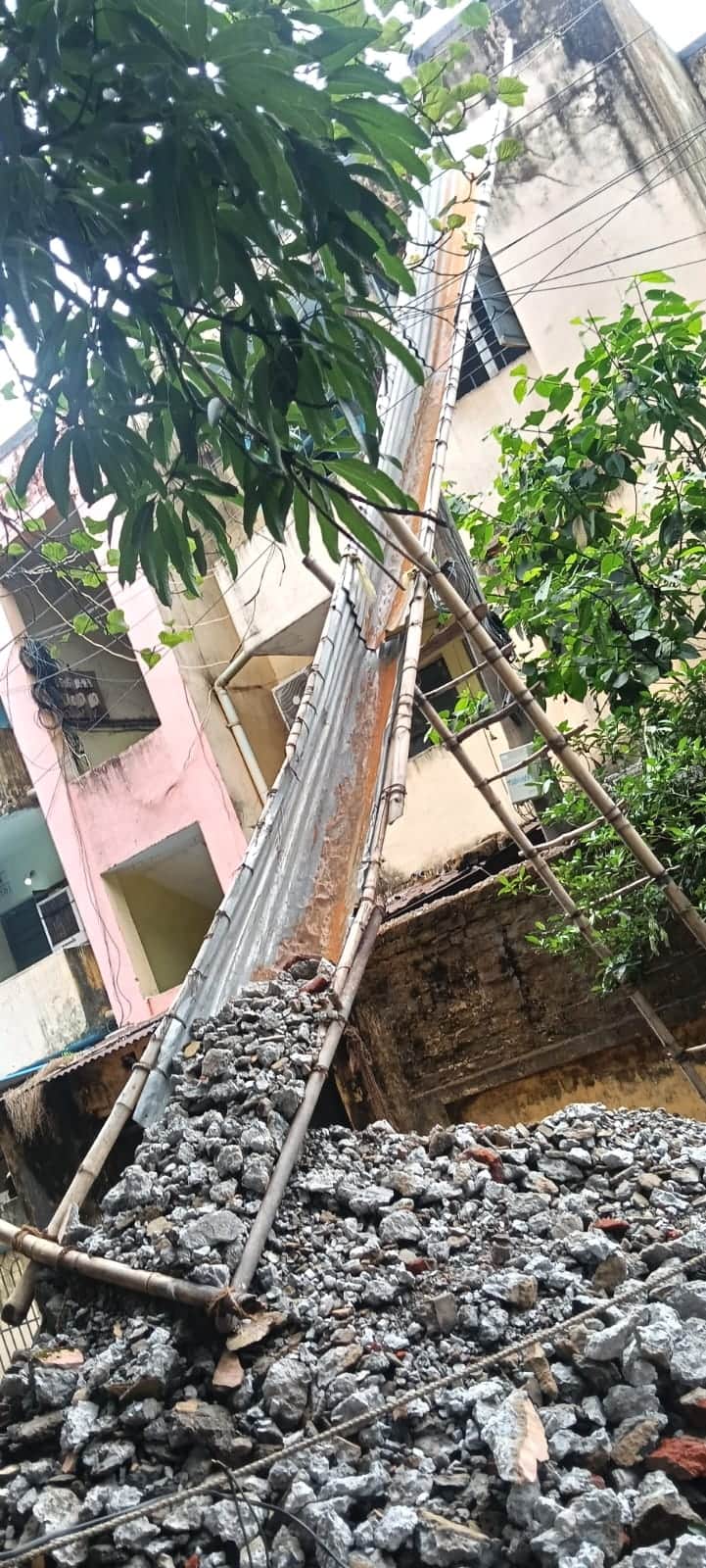 Negligence in SECL Deepka Pragati Nagar water work