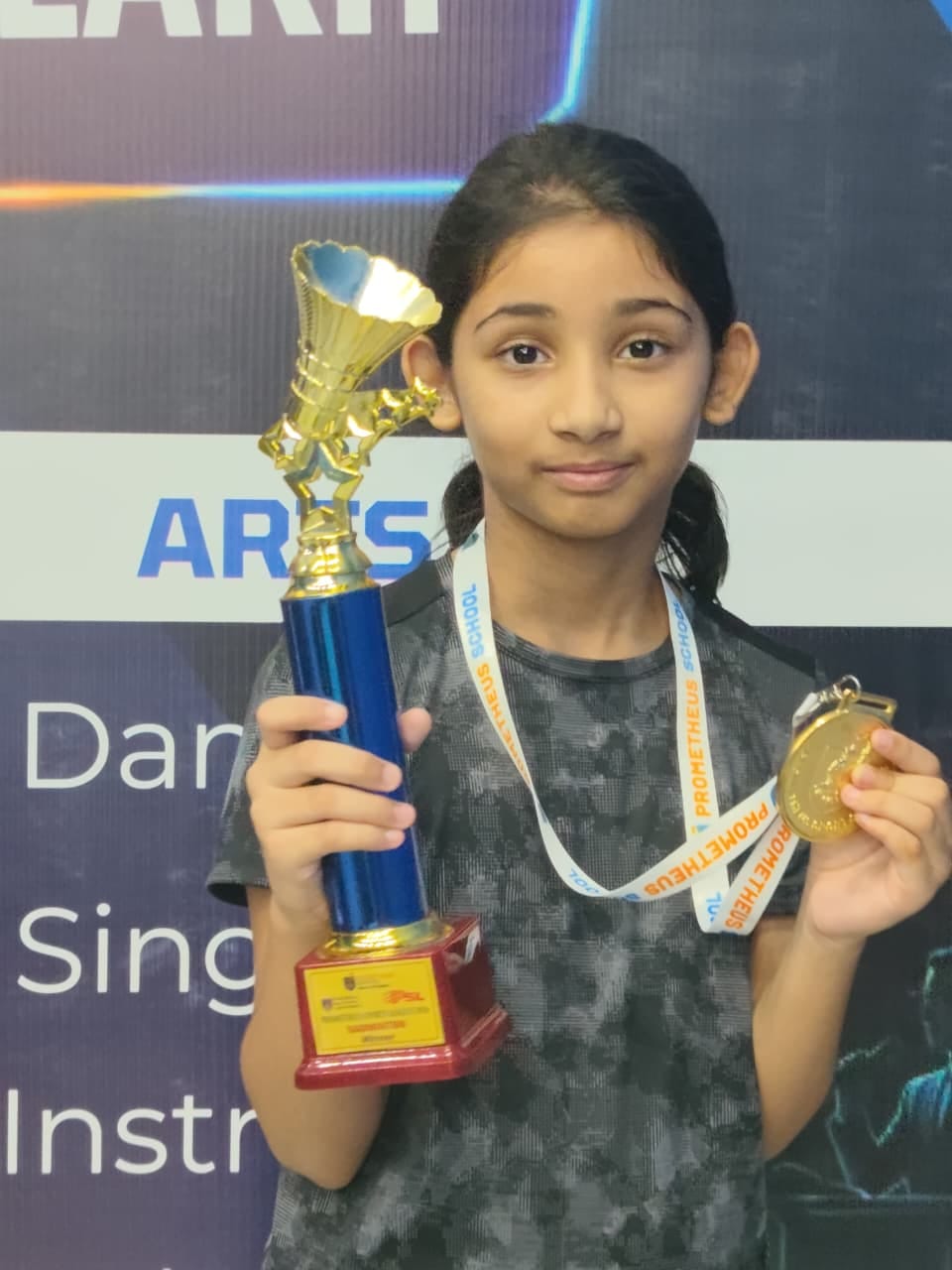 Emerging Players: Nivedya wants to shine in the world cricket