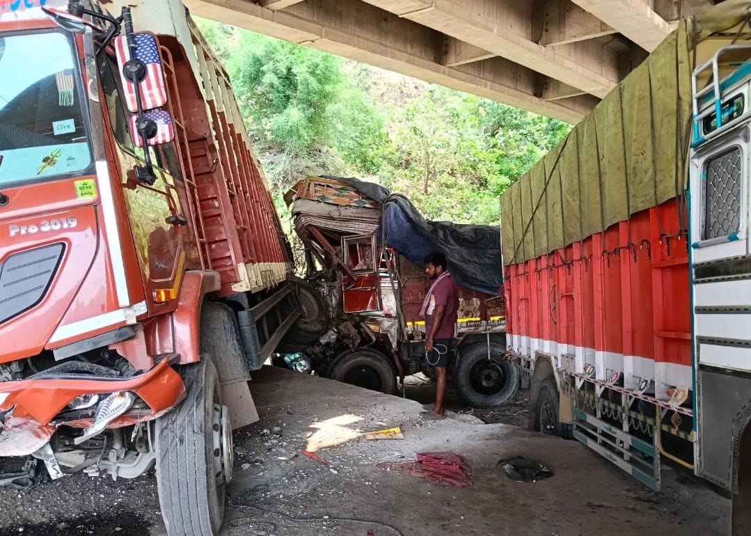 Three trucks parked in the market have also suffered heavy damage due to this.
