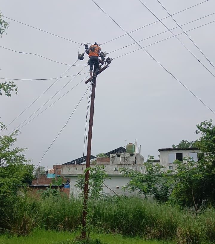 Power outage in 150 villages including the city