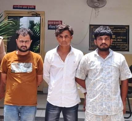 Three accused gangsters sent to jail in robbery and theft cases.