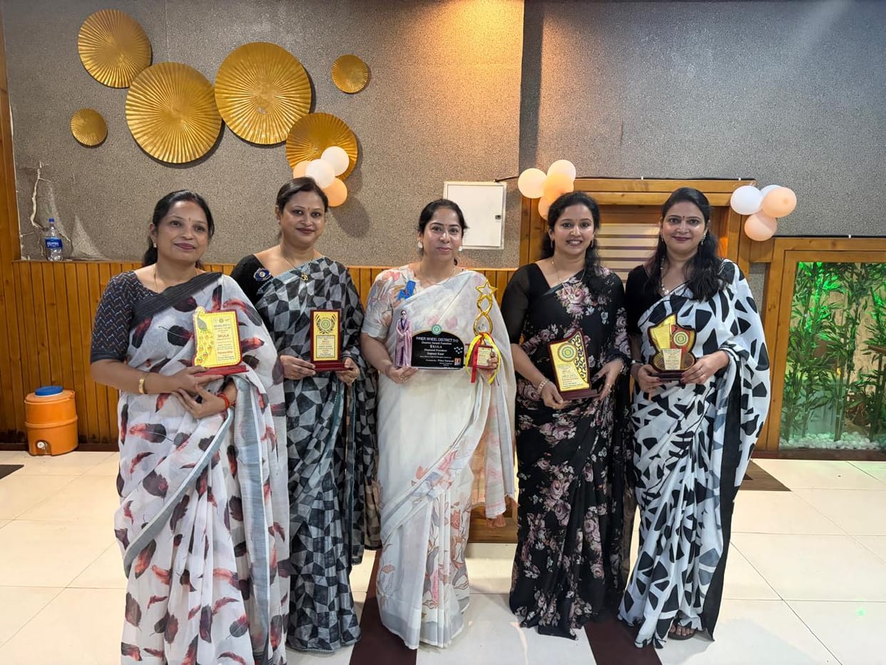Inner Wheel Club Mirzapur Coordination Team Honored for Service Activities
