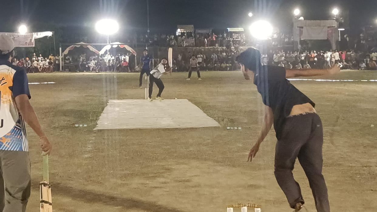 Aamir's innings takes Deepnagar to the finals