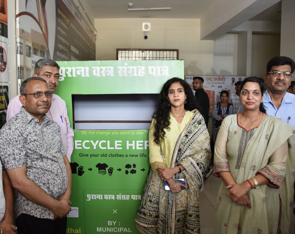 Six locations designated for the collection of old clothes; boxes placed at all locations.