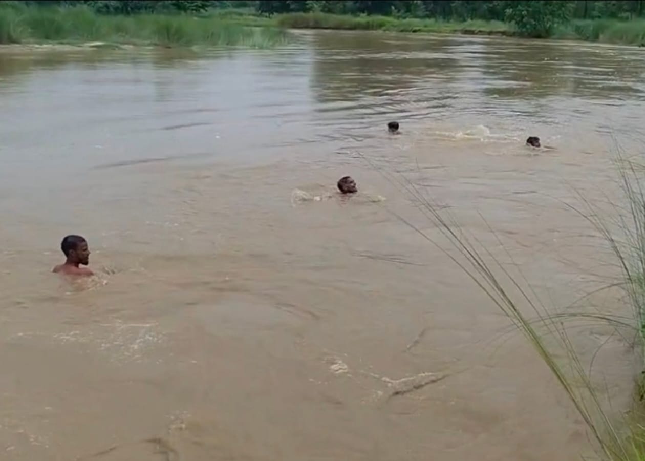 पंडई नदी में नहाने गया 14 वर्षीय किशोर डूबा
