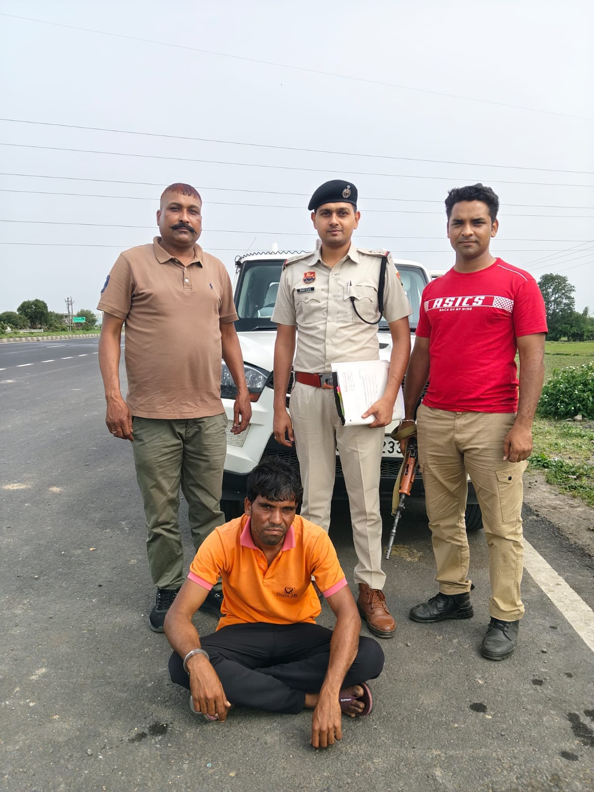 Accused arrested from Madhya Pradesh for fraud involving promises of stock market profits.
