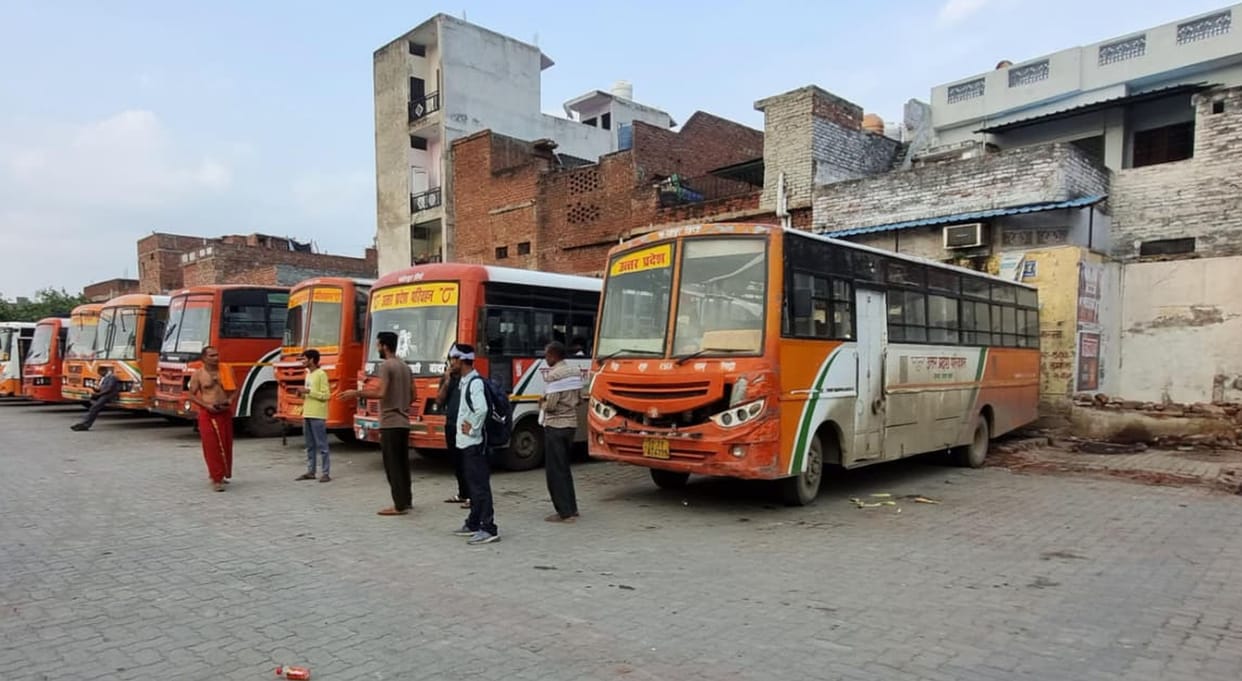 Claims of cleanliness at the bus stop have proven hollow; the toilets have become mere showpieces.