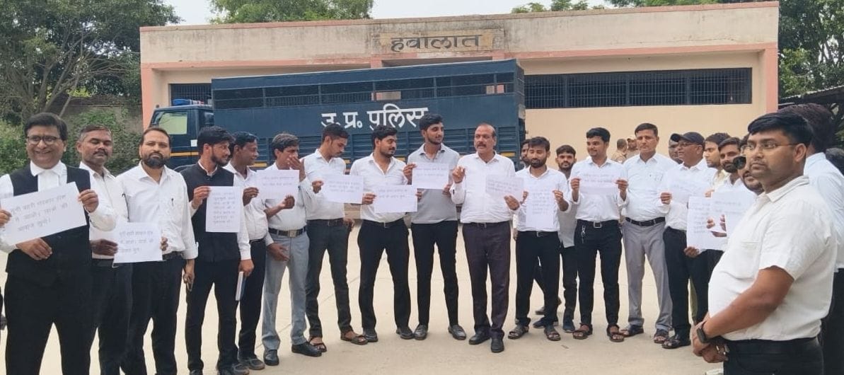 Advocates protest to press for acceptance of Sonam Wangchuk's demands.