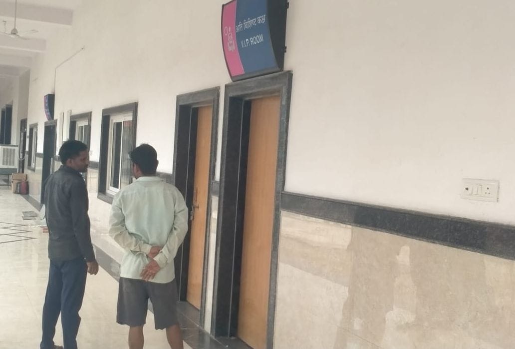 AC waiting room facility to be available at the railway station soon.
