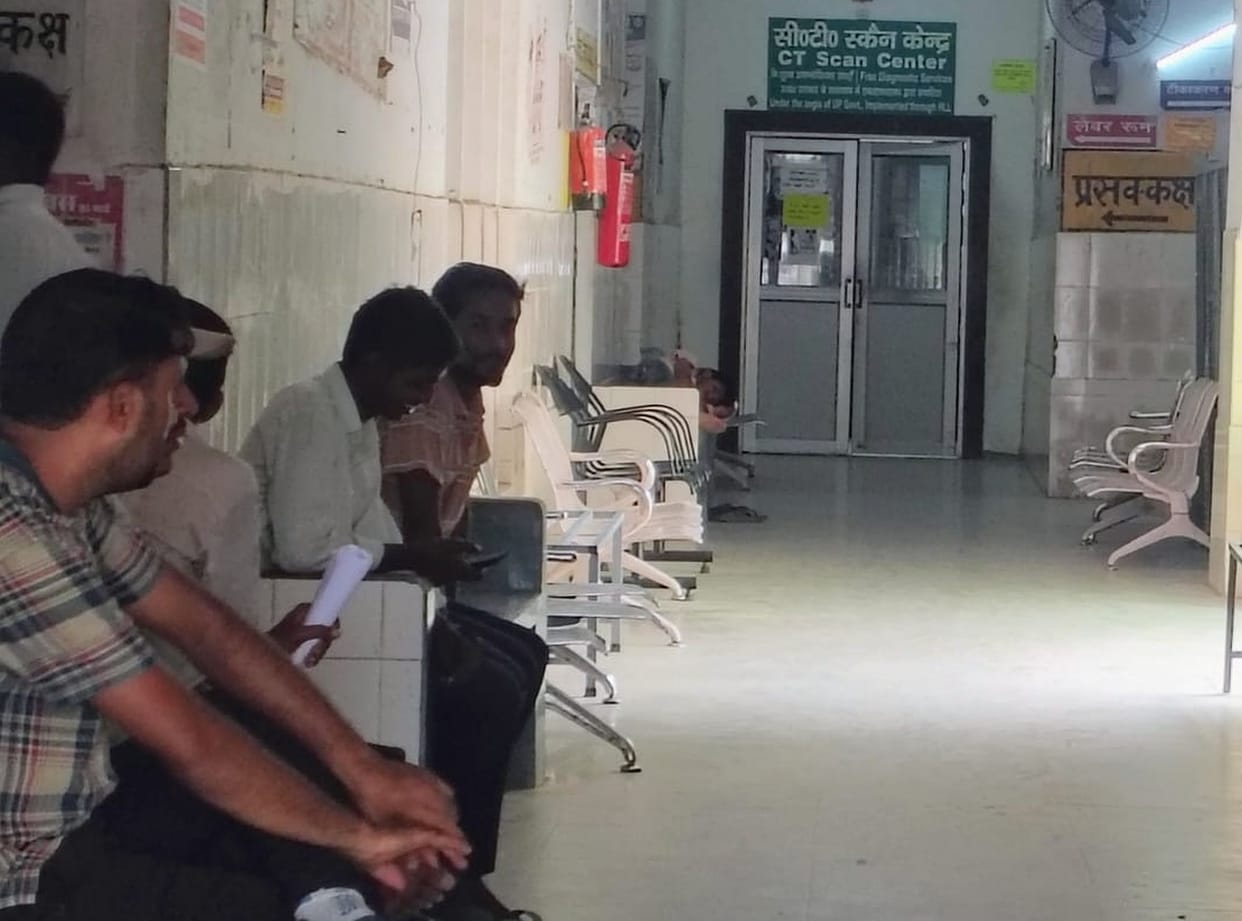 CT scan machine out of order for four days; patients left in the lurch.