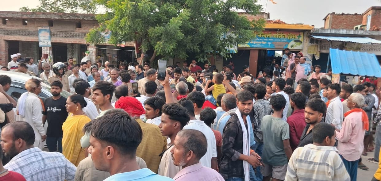 Woman dies after surgery, Azamgarh-Mau highway closed for 45 minutes