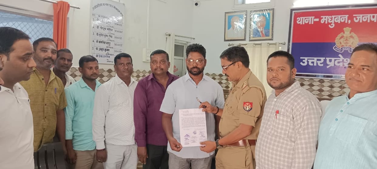 Death threat on social media; 11 councilors file a complaint.