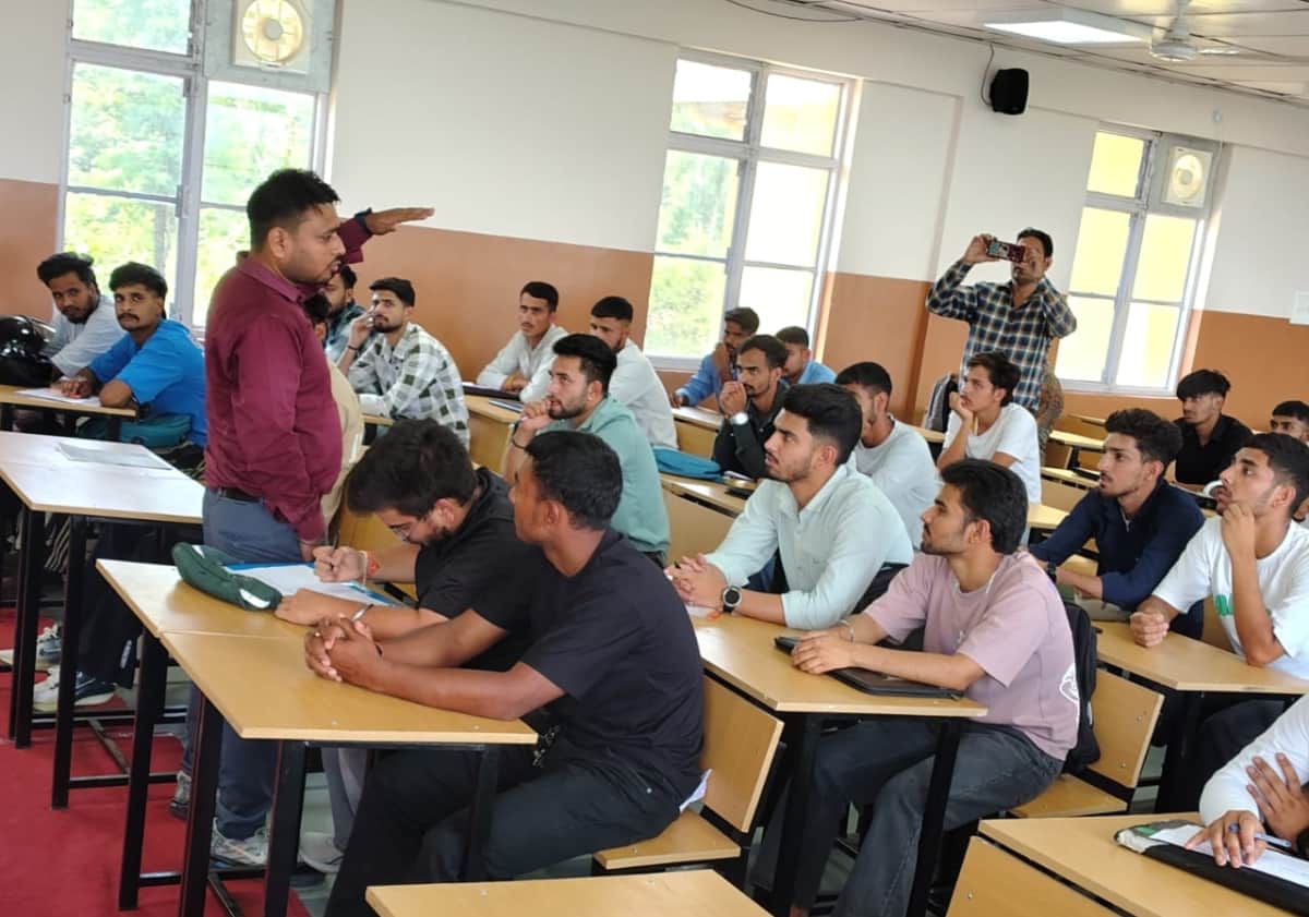 47 youths participated in the campus interview.