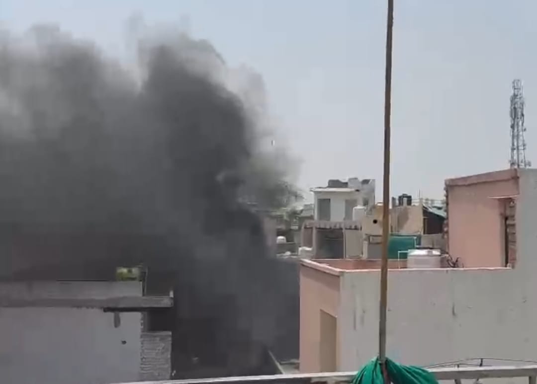 Fire breaks out in scrap stored on shop roof