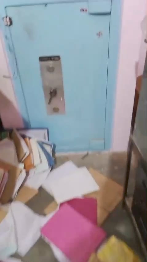 Attempted burglary at Sarva Haryana Gramin Bank by breaking in