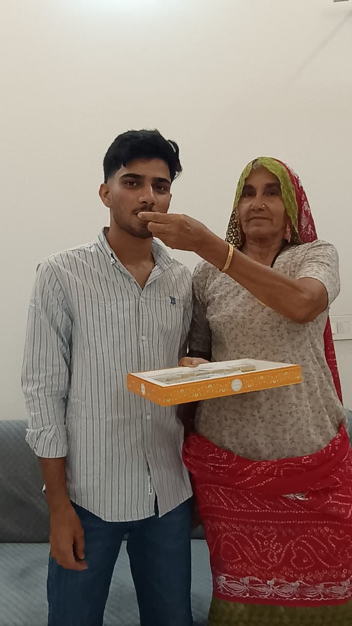 Rohit from Manawali secures 1131st rank in NEET