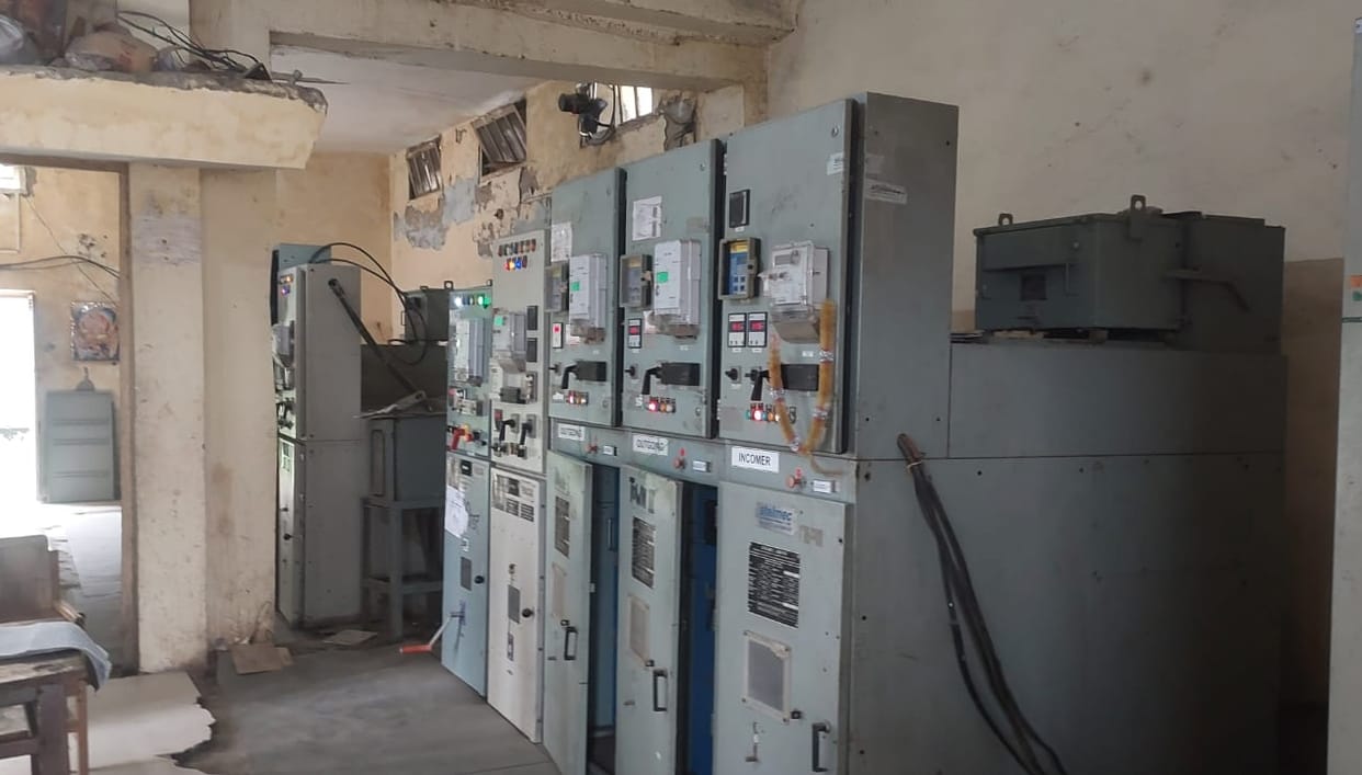 Power crisis amidst intense humidity robs people of sleep