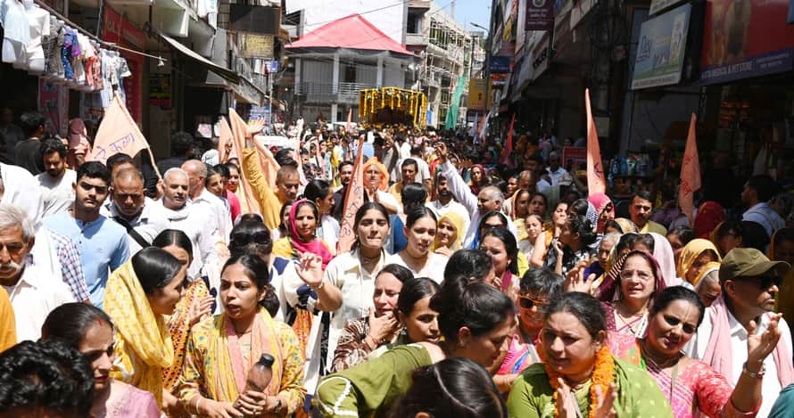 Hamirpur echoed with Jagannath Chakanyan, Neelachal Ware, if you don't take care of us then who will take care of us...