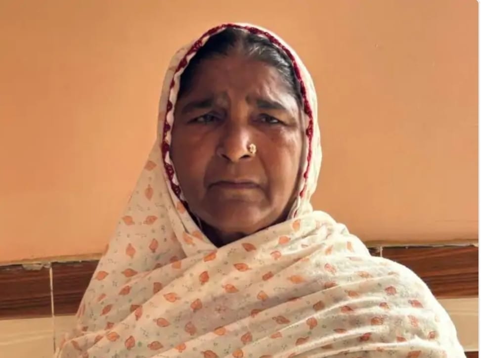 A woman injured in a fight with her neighbours died during treatment.