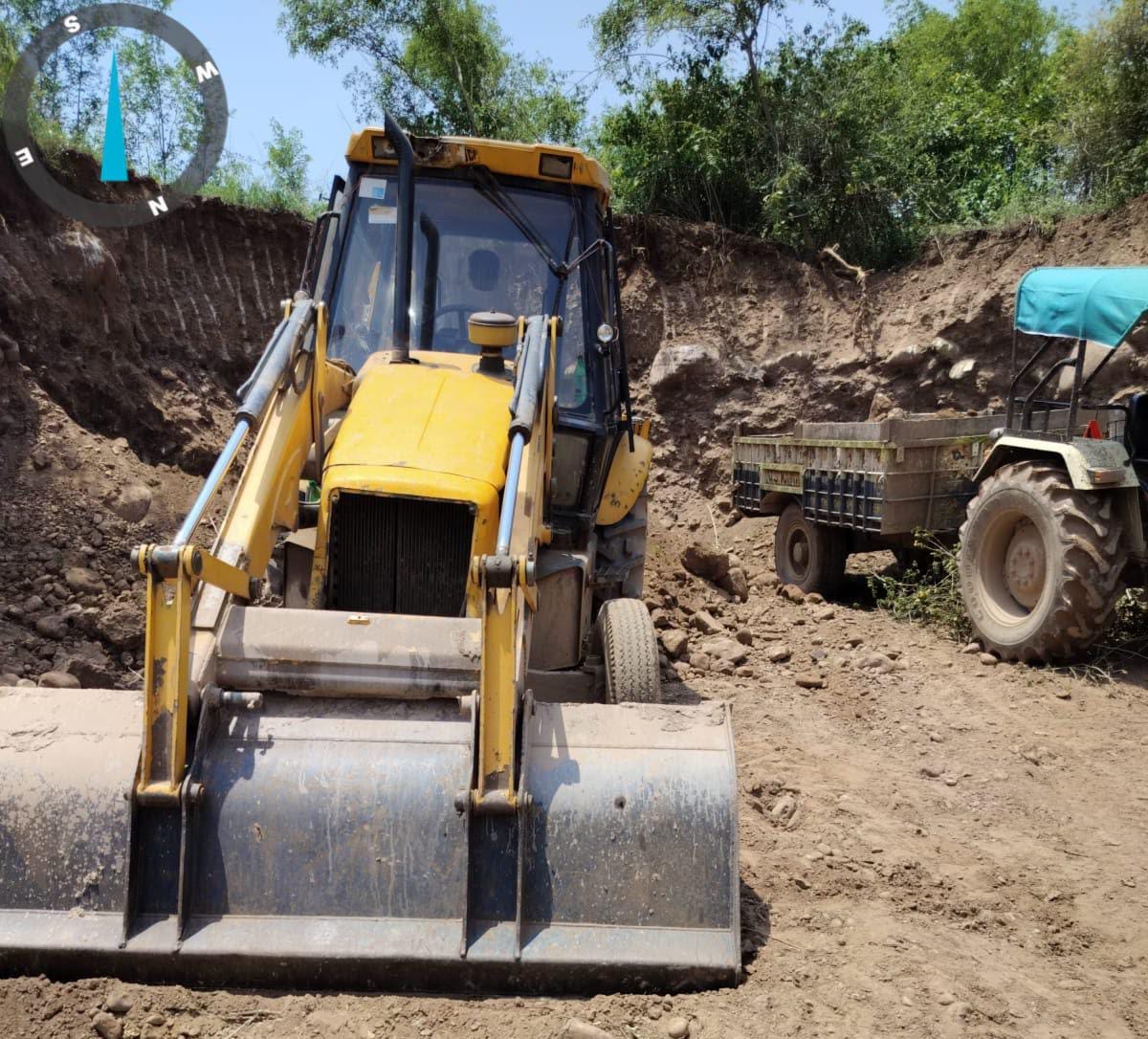Department takes action against illegal mining in Androla and Rampur.