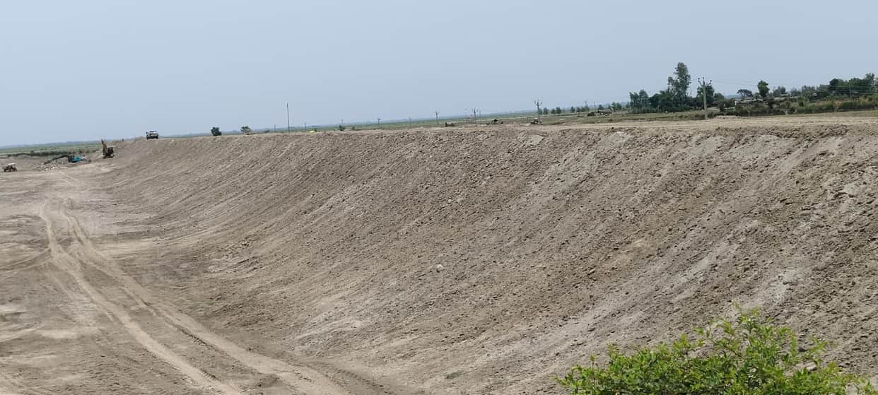 15% of the anti-erosion project work remains incomplete.
