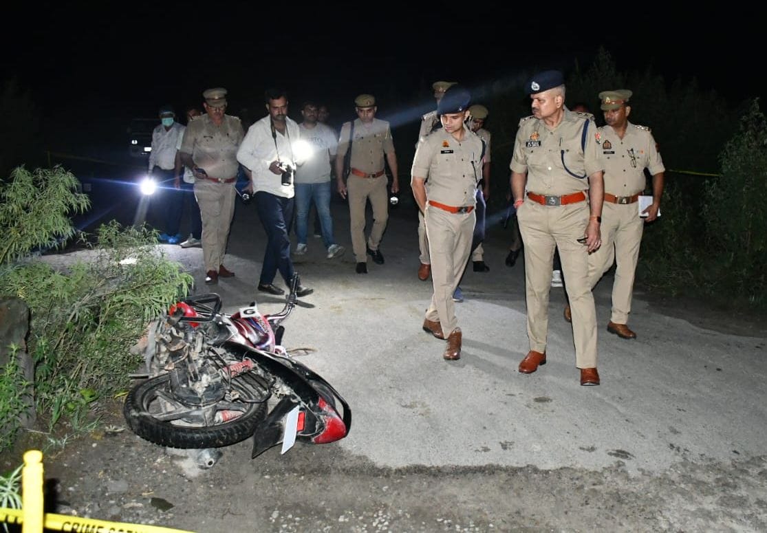 Two wanted criminals, each carrying a reward of 25,000 for the Mana murder case, arrested in an encounter.