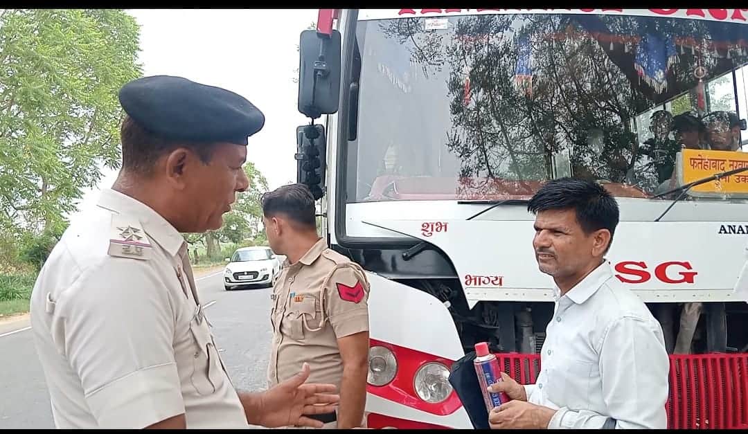 Emergency windows in private buses checked