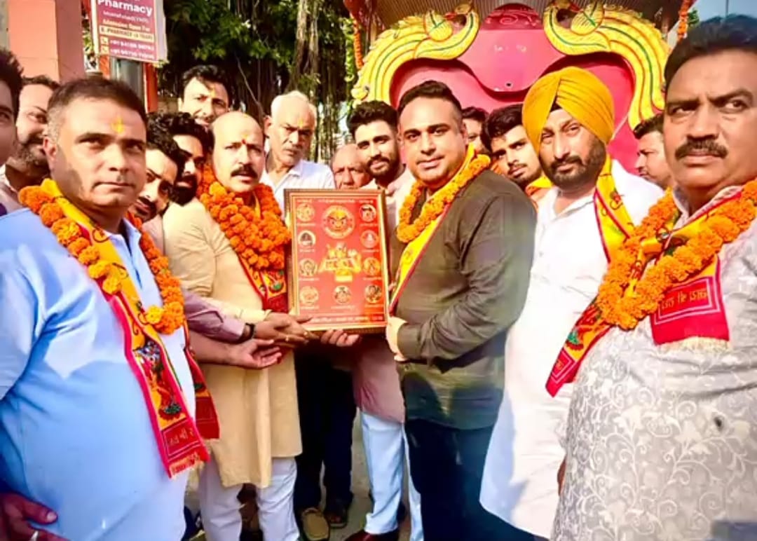 Saraswatinagar echoed with the chants of Jai Jagannath