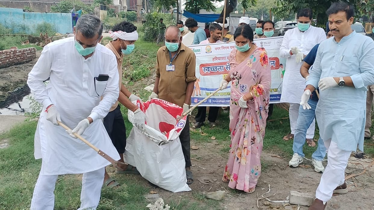 The municipal corporation conducted a cleanliness drive at Matka Chowk