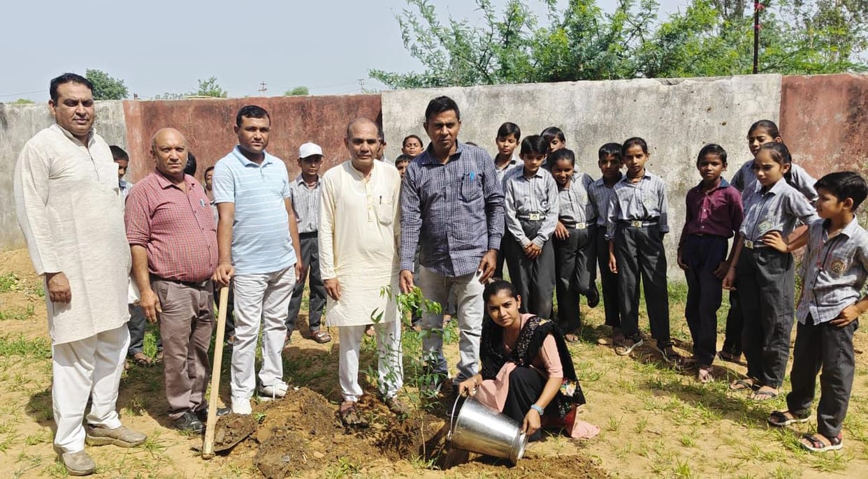 Students pledge for a greener future