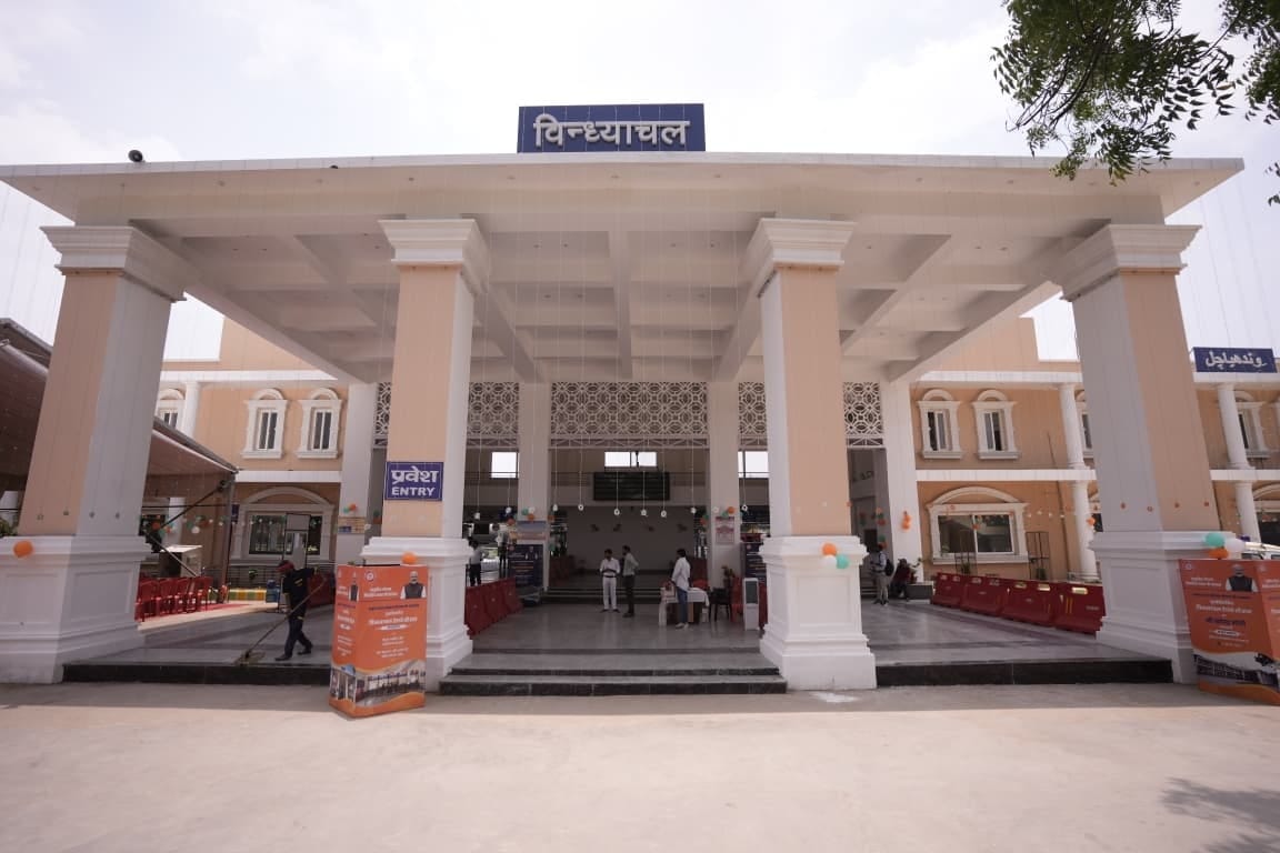 Devotees will get airport-like facilities at Vindhyachal railway station.